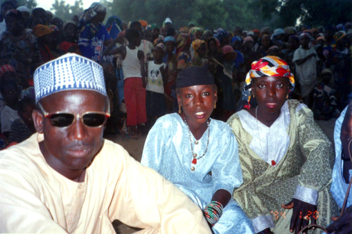 Na’oulé dan Jagga with singers
